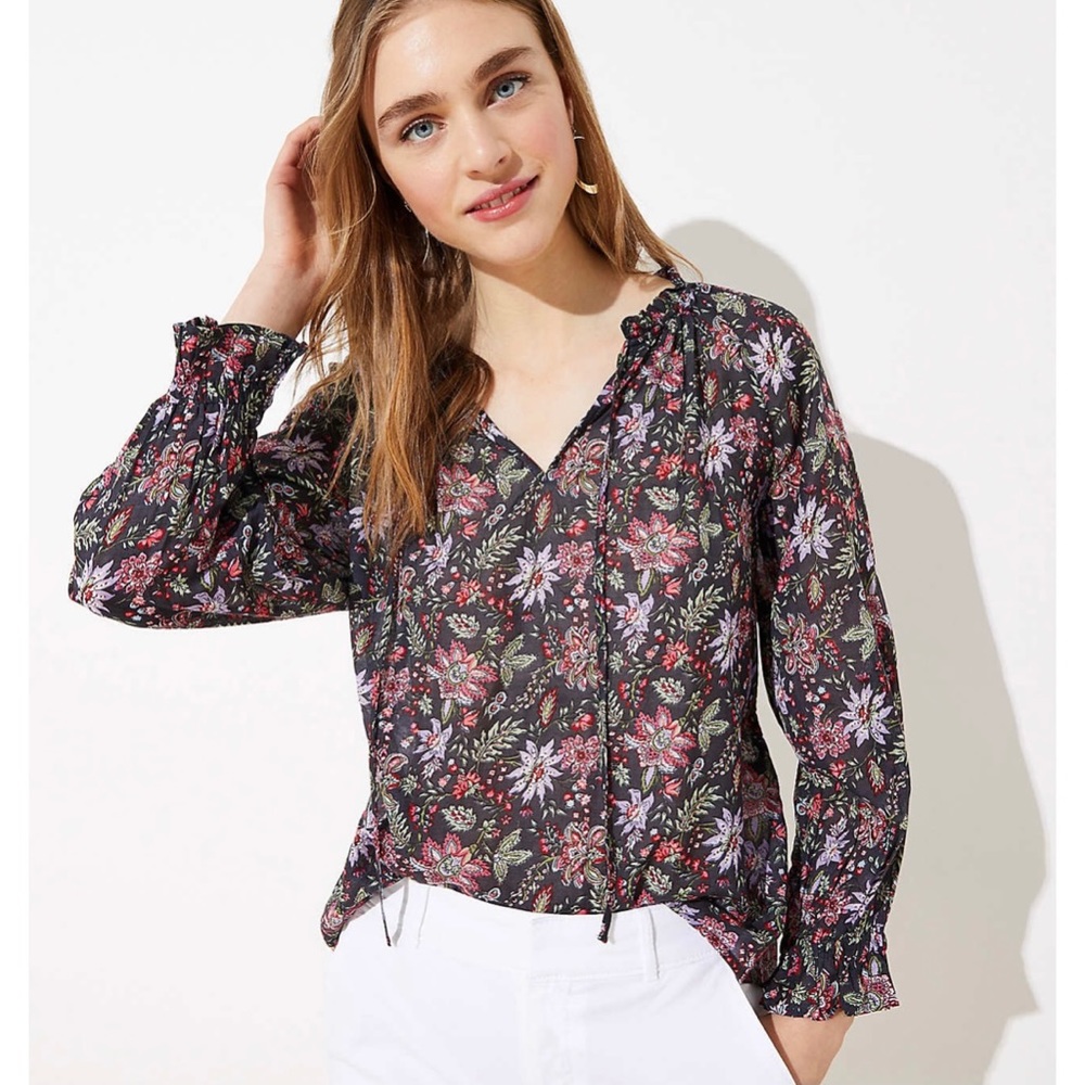LOFT garden peplum back blouse in coastal grey S
